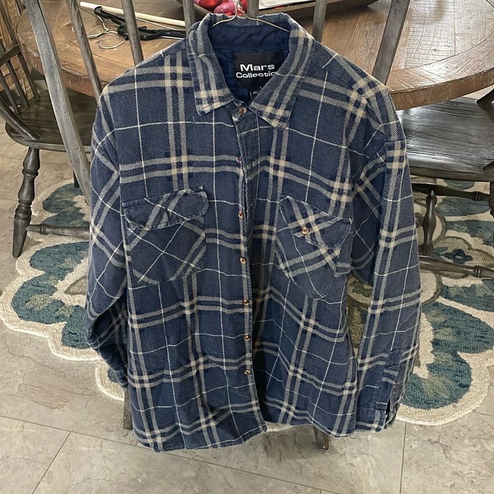 Blue and cream insulated flannel shirt size large